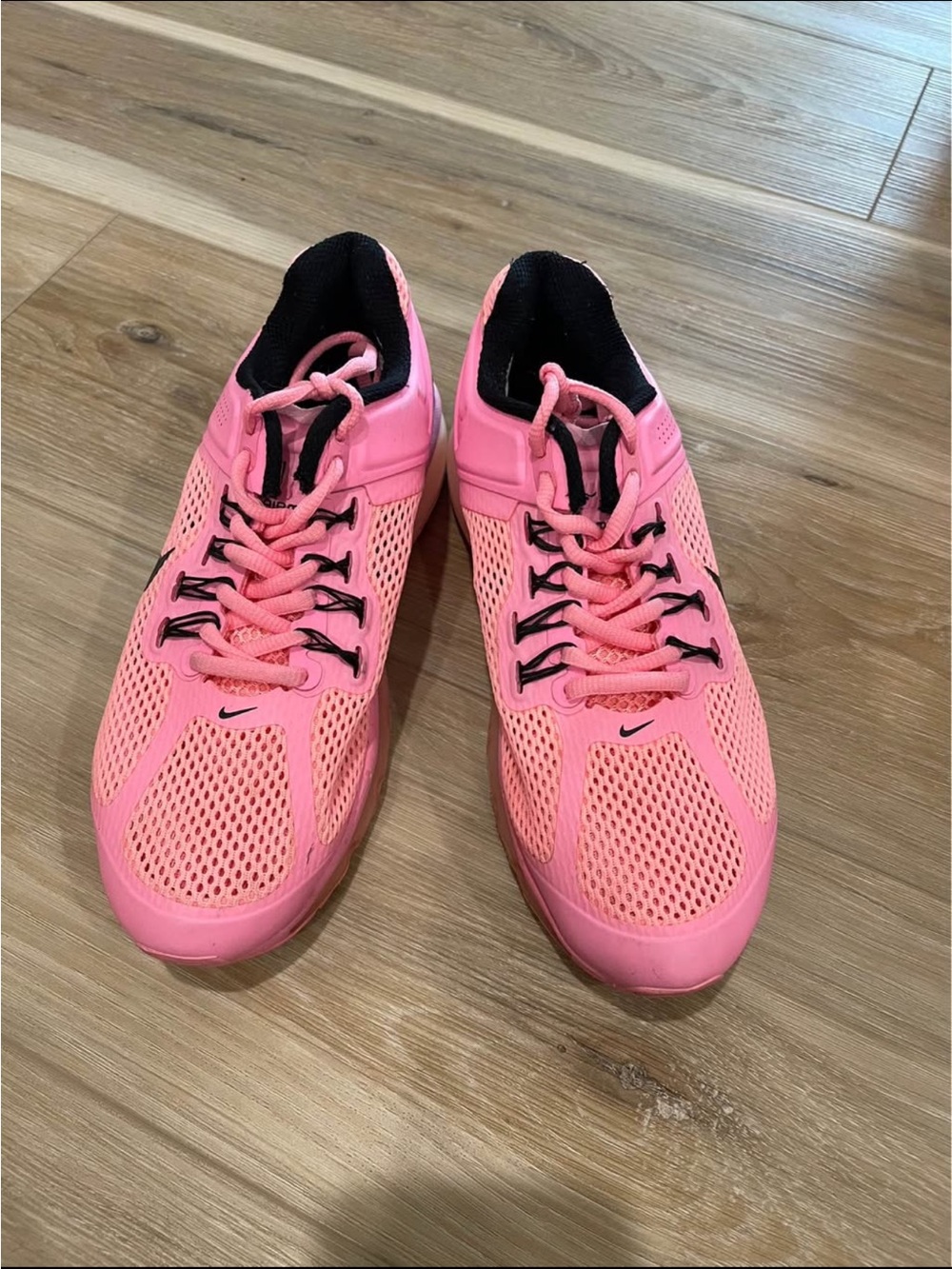 Nike Women's Bright Pink Mesh Running Sneakers